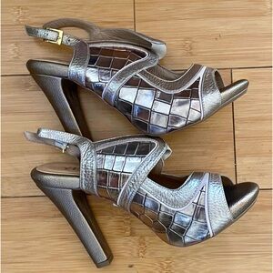 Versilia Rosa de Castro SAS heels